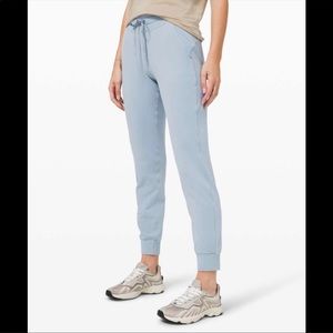 Lululemon Ready to Rulu Jogger in Chambray Size 6